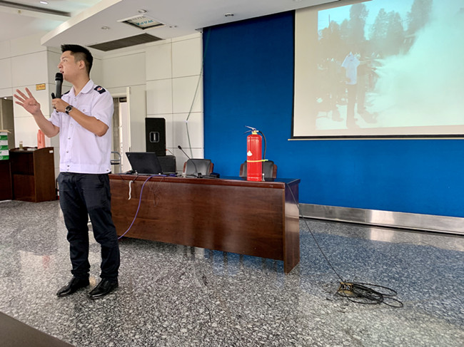 “消除事故隱患,筑牢安全防線”——沃頓機械參加園區消防安全講座