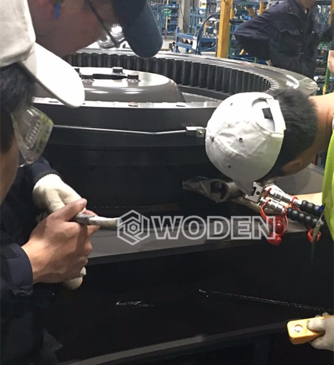 沃頓液壓扳手應用于沃爾沃生產現場 沃頓液壓扳手應用于沃爾沃生產現場