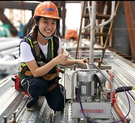 液壓扳手泵站采購，具體看型號還是參數？