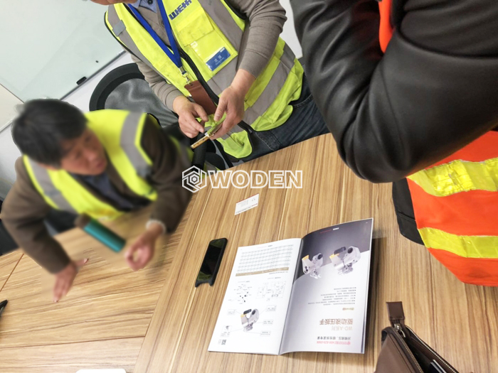 沃頓液壓扳手技術員到客戶現場技術交流 沃頓液壓扳手技術員到客戶現場技術交流