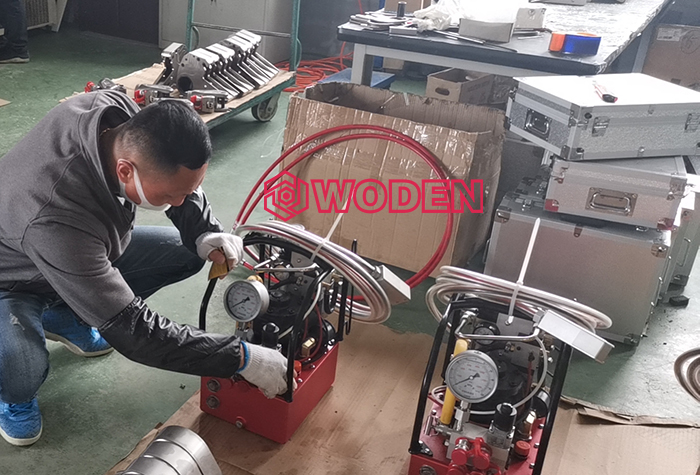 沃頓液壓扳手即將發往沙特某油田的檢查工作 沃頓液壓扳手即將發往沙特某油田的檢查工作