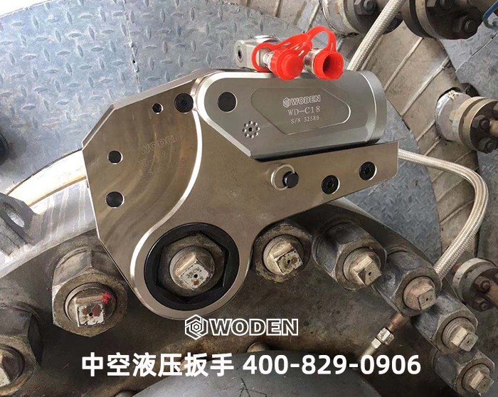 沃頓中空液壓扳手應(yīng)用現(xiàn)場(chǎng)情景 沃頓中空液壓扳手應(yīng)用現(xiàn)場(chǎng)情景